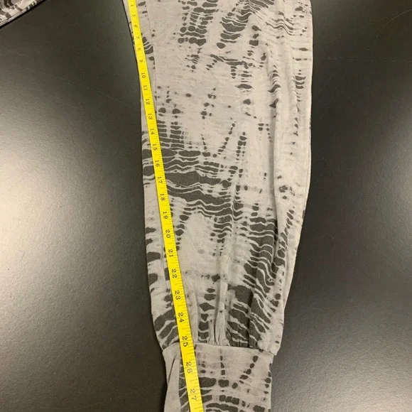 Bryn Walker Gray Patterned Pants- Size Large - Picture 9 of 10